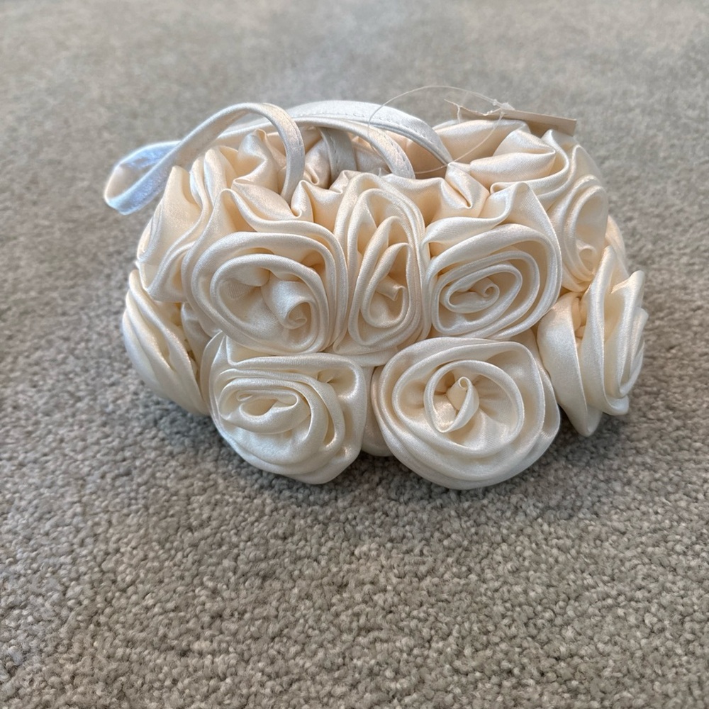 Wristlet Purse Ivory Satin Rose Cluster NWT Hancock Fabrics